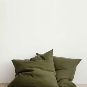 Classic Washed Linen Pillowcase Pair in Forest
